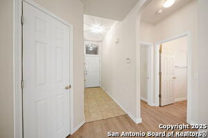 615 Chamomile in San Antonio, TX - Building Photo - Building Photo