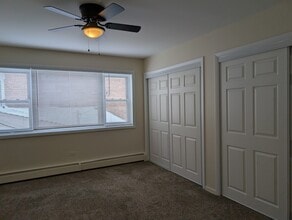 924 Warren Ave, Unit 1 in Downers Grove, IL - Building Photo - Building Photo