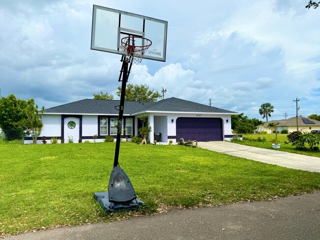 property at 4127 SW 1st Ave