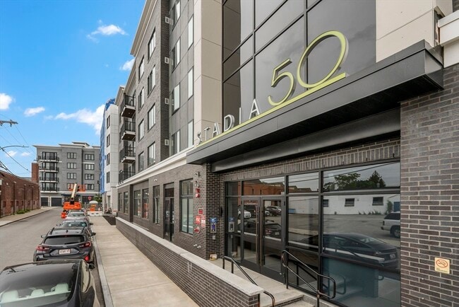 50 Hichborn St in Boston, MA - Building Photo - Building Photo