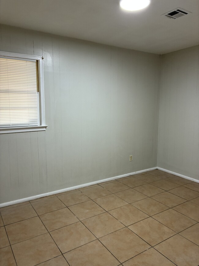 1615 Crouson St in Montgomery, AL - Building Photo - Building Photo