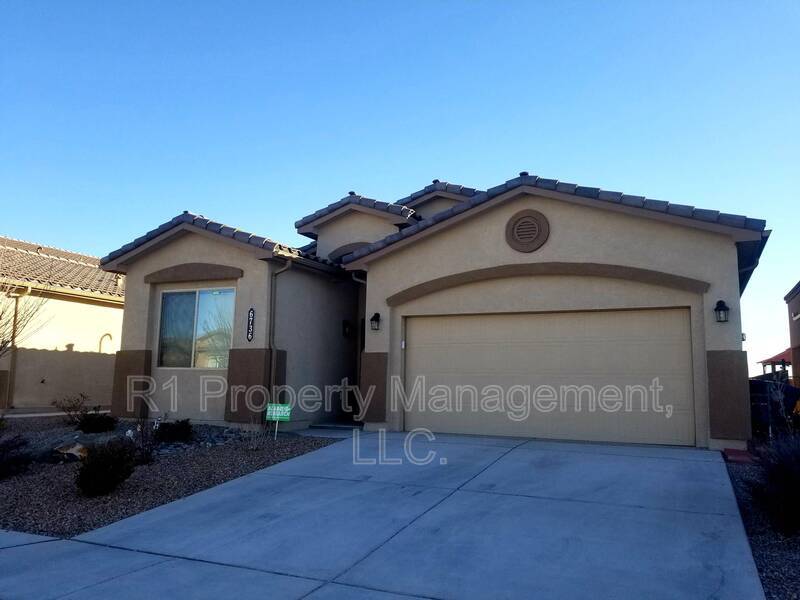 6736 Tempe Ave NW in Albuquerque, NM - Building Photo