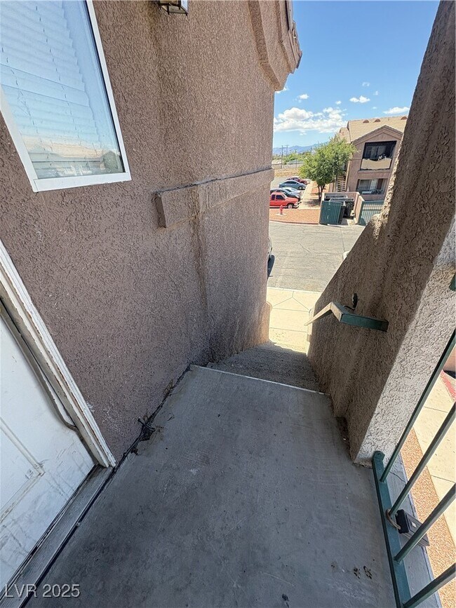 3961 Danny Melamed Ave in Las Vegas, NV - Building Photo - Building Photo