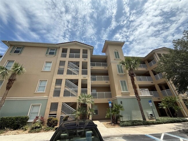 property at 800 Canopy Walk Ln