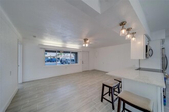 460 82nd Ave in St Pete Beach, FL - Building Photo - Building Photo