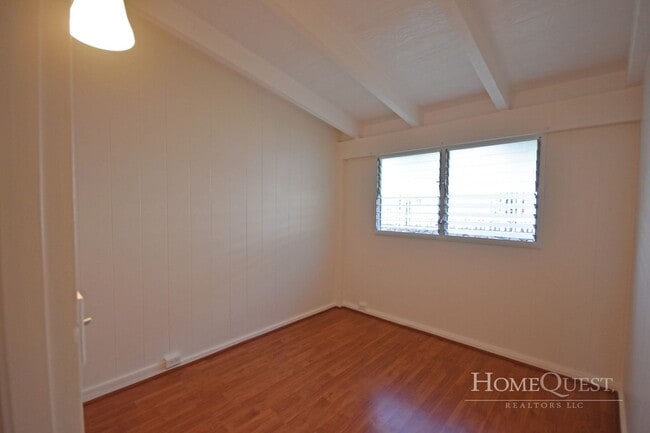 731 Kalalea St in Honolulu, HI - Building Photo - Building Photo