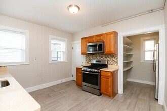 32 Victory Rd in Boston, MA - Building Photo - Building Photo