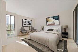 5340 Yarmouth Ave in Los Angeles, CA - Building Photo - Building Photo