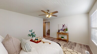 Jackson Heights Townhomes in Wichita, KS - Building Photo - Building Photo