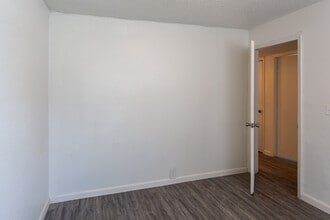 Las Brisas Apartments in Oklahoma City, OK - Building Photo - Interior Photo