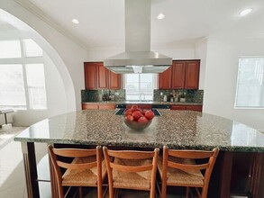 6643 Thrasher Pl in Carlsbad, CA - Building Photo - Building Photo