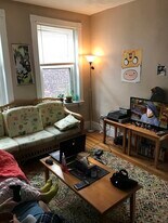 71 S Huntington Ave, Unit 3 in Boston, MA - Building Photo