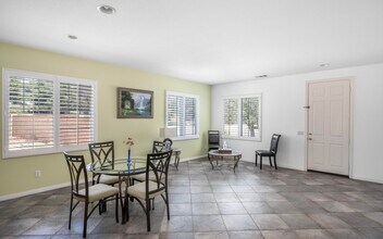 29734 Big Dipper Way in Murrieta, CA - Foto de edificio - Building Photo