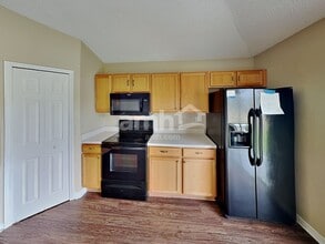 6606 Gentle Oaks Dr N in Jacksonville, FL - Building Photo - Building Photo