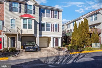 13810 Fareham Ln in Upper Marlboro, MD - Building Photo - Building Photo