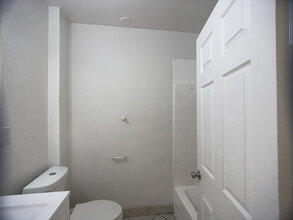4950 Milwaukee St in Denver, CO - Building Photo - Building Photo