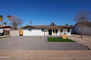 2056 E Orange St. in Tempe, AZ - Building Photo