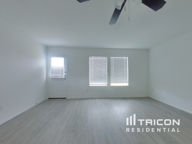 11826 Hermosa Ln in Rhome, TX - Building Photo - Building Photo
