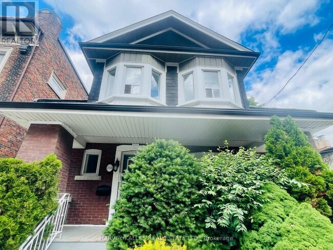 property at 218 Heath St W