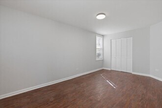 1849 W Augusta Blvd in Chicago, IL - Foto de edificio - Building Photo