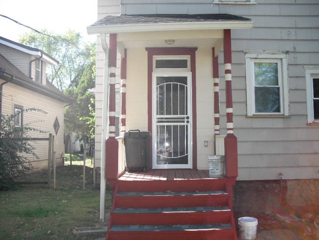 1586 Genessee Ave in Columbus, OH - Building Photo - Building Photo