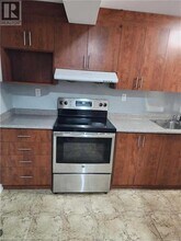 9 Troyer St in Brampton, ON - Building Photo - Building Photo
