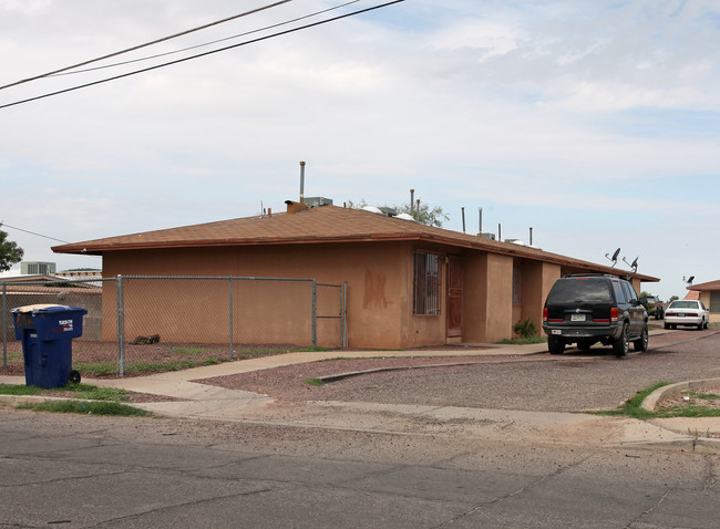 7122 S Missiondale Rd in Tucson, AZ - Building Photo - Building Photo