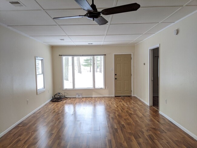 54 S Sheridan Dr in Muskegon, MI - Building Photo - Building Photo