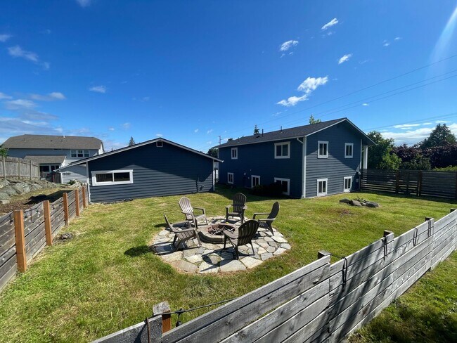 2320 D Ave in Anacortes, WA - Building Photo - Building Photo