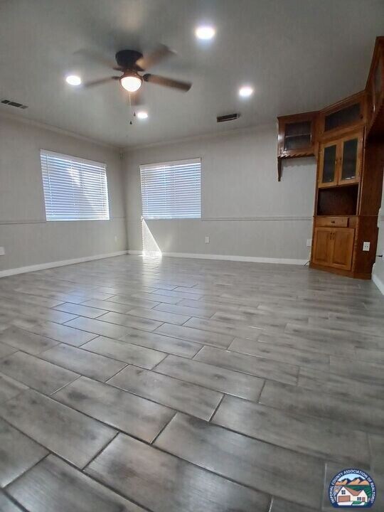 141 N 5th St in Brawley, CA - Foto de edificio