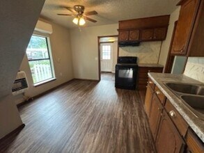 2523 Norman Ave in Oklahoma City, OK - Foto de edificio - Building Photo