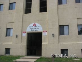 Main Square Apartments in Collinsville, IL - Foto de edificio - Building Photo