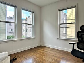 19 Marney St in Cambridge, MA - Building Photo - Building Photo