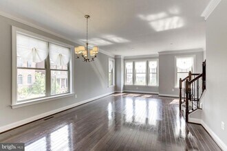 6128 Solent Pl NE in Washington, DC - Building Photo - Building Photo