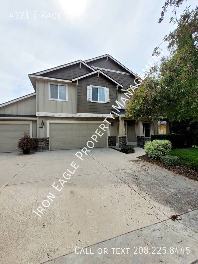 property at 4171 E Race St