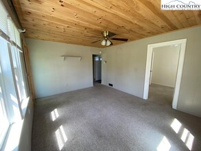 2 W 4th St in West Jefferson, NC - Building Photo - Building Photo