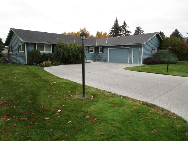 property at 330 SE Fairview St