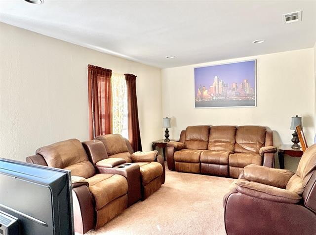 3619 Falls Dr in Dallas, TX - Building Photo - Building Photo