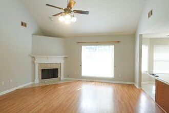 89 Ashley Ct in Richmond Hill, GA - Building Photo - Building Photo