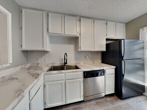 7318 Kingswood Dr in Fort Worth, TX - Building Photo - Building Photo
