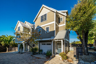 1771 Johnson Ave in San Luis Obispo, CA - Building Photo - Building Photo