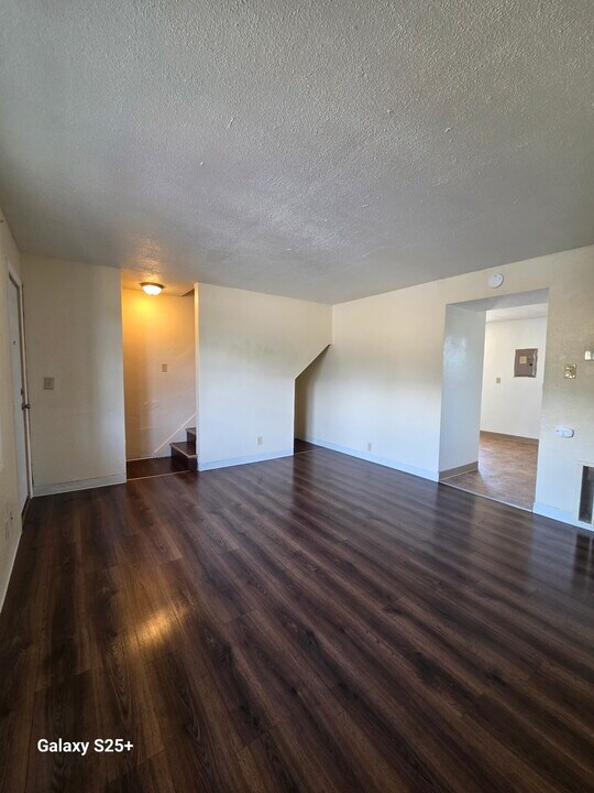 1413 NW Despain Ave in Pendleton, OR - Building Photo