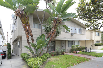 260 S Doheny Dr in Beverly Hills, CA - Building Photo - Building Photo