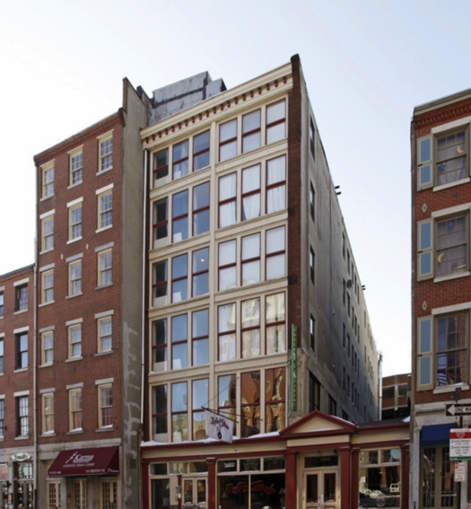 116 Chestnut Street in Philadelphia, PA - Building Photo