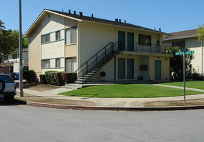 636 Kodiak Ct Apartments