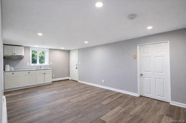 property at 660 N Dunton Ave