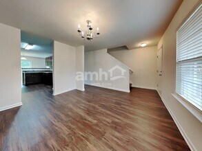 4844 Old Towne Village Cir in Pfafftown, NC - Building Photo - Building Photo