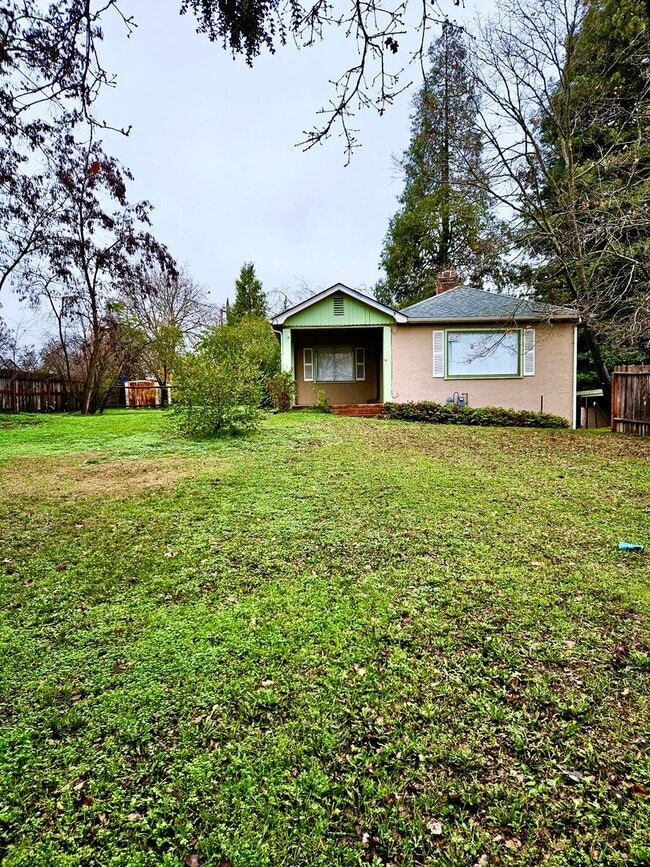 property at 868 NE A St