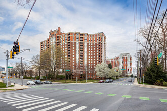 The Wisconsin in Rockville, MD - Building Photo - Building Photo