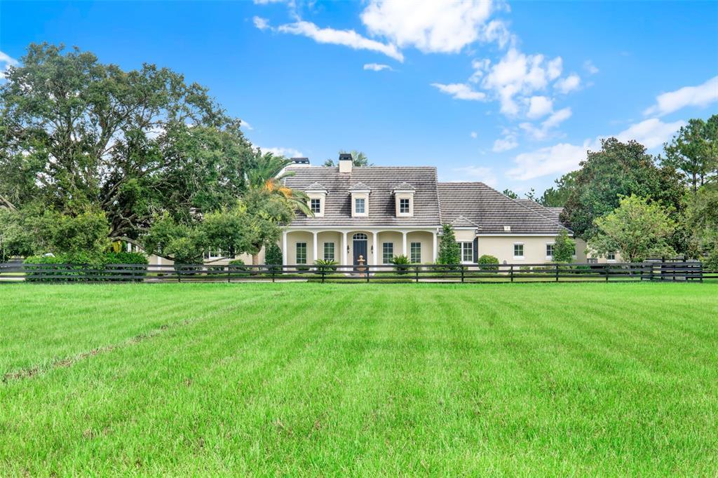 24044 Integrity Way in Sorrento, FL - Building Photo